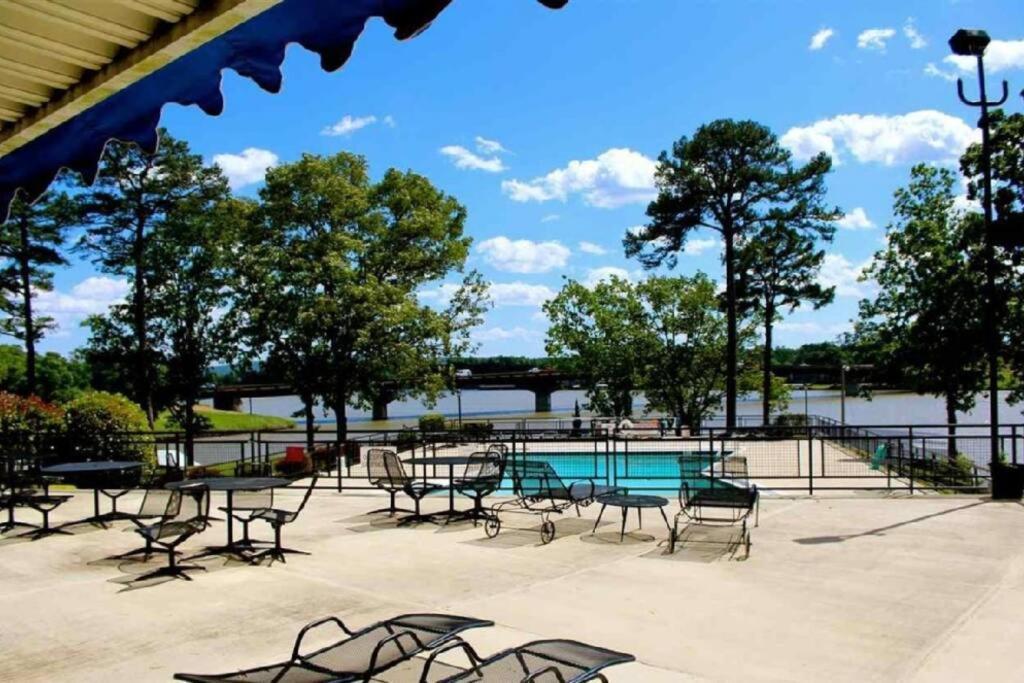 Perfect Couples Retreat - Close To All Amenities Hot Springs Extérieur photo